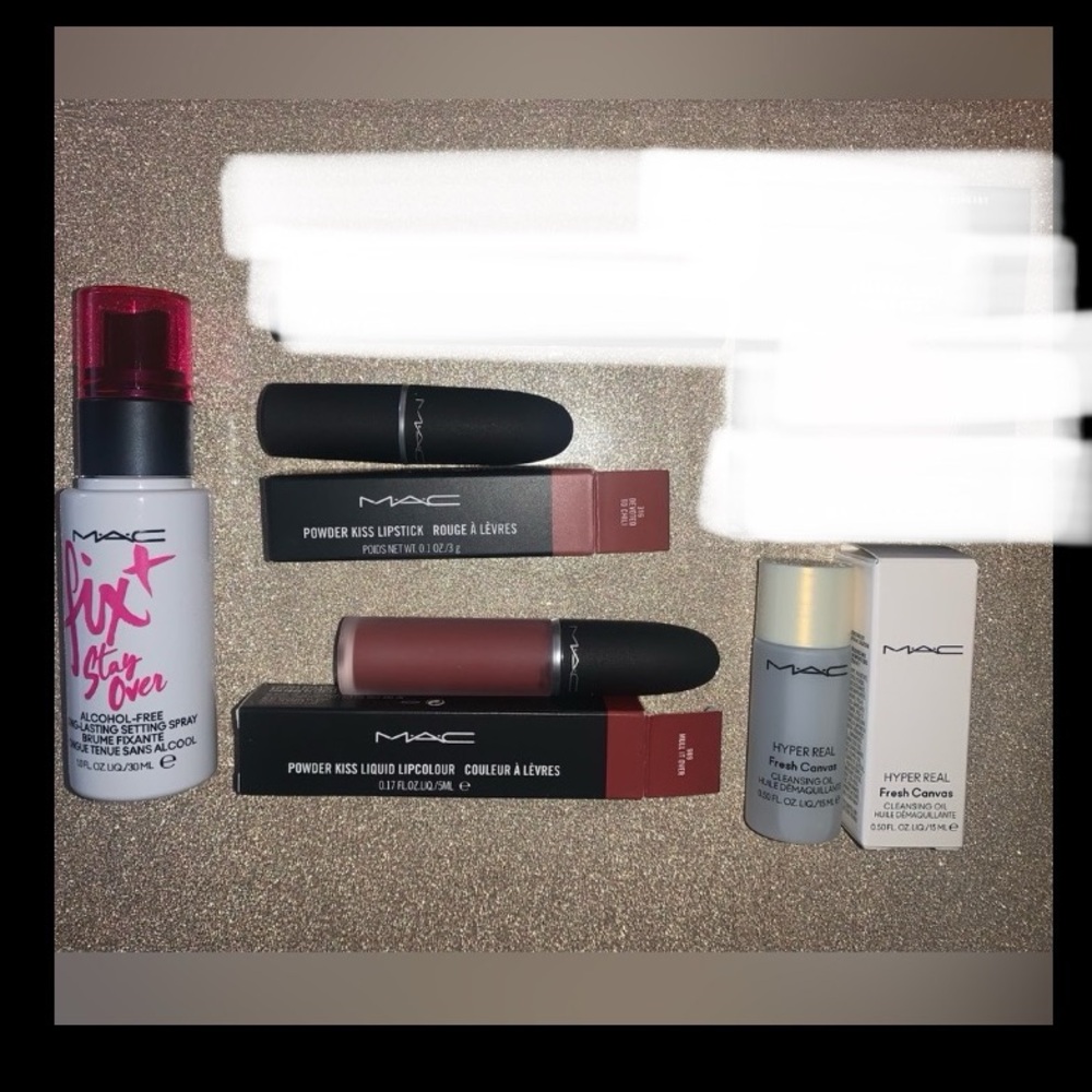 💕MAC Cosmetics Makeup Bundle 💕
